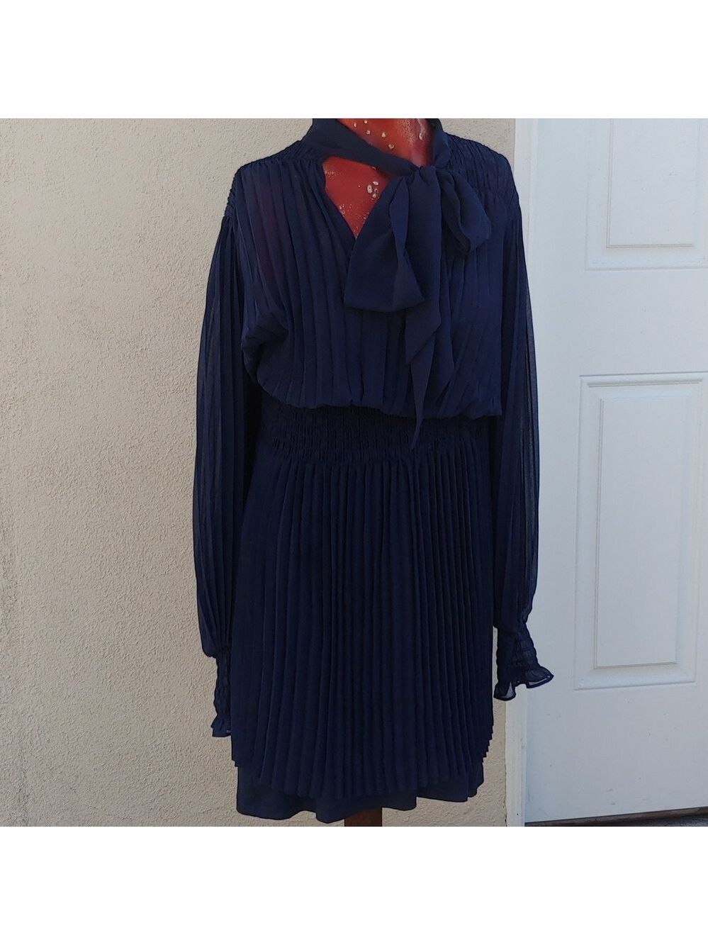 Banana Republic Women's Navy Pleaded Dress -Medium - Picture 1 of 13